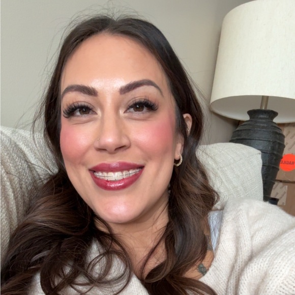 Meet your Posher, Alexandria - Picture 2 of 2